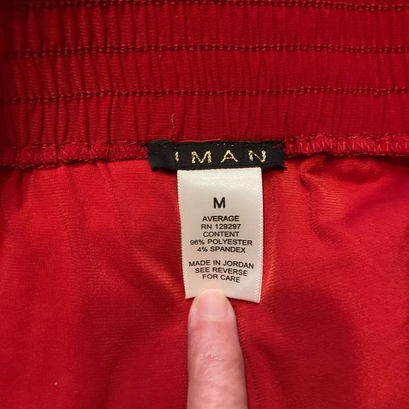 IMAN Vibrant Red Pants Set with Keyhole Detail - Picture 6 of 10